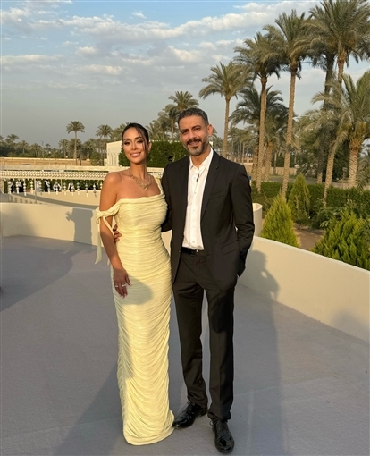 بسنت شوقي بفستان أصفر ضيق في زفاف أمينة خليل