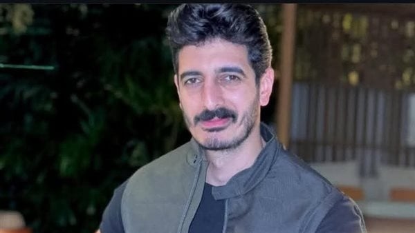 القبض على التيك توكر شاكر داخل كافيه شهير في القاهرة ورحلتة  في عالم تكبيس التيك توك بيكسب مليون جنيه في اليوم