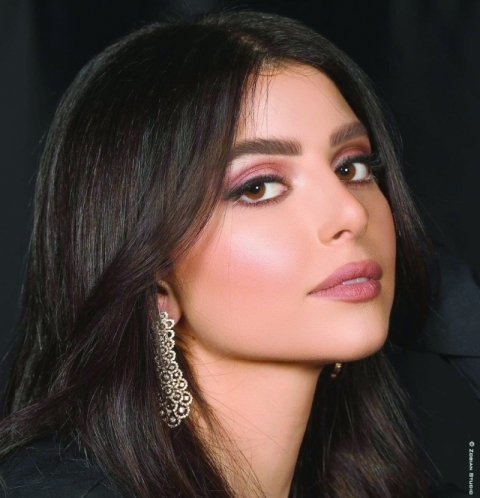 ماريتا الحلاني تخطف الأنظار في أول ظهور لها بعد طلاقها!