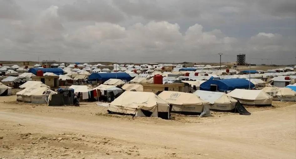 لا استشفاء للنازحين السوريين في عام 2026: وزير الصحة لـ«UNHCR»: «ما بتِقطَع»!