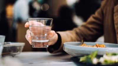 علماء يكشفون عن 'فوائد مذهلة' من تناول طعام شائع يومياً