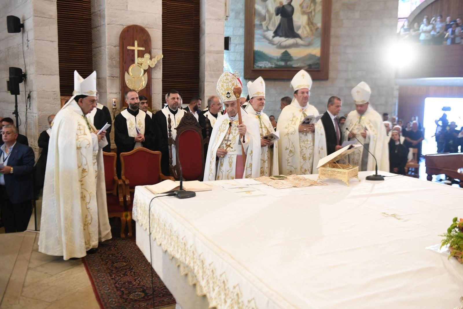 البطريرك الراعي: لبنان بحاجة إلى قادة على مثال القديسين شربل والياس يتكلمون قليلاً ويعملون كثيرًا