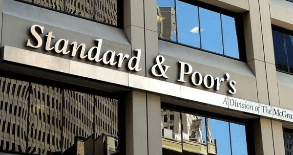 ستاندرد أند بورز' ترفع التصنيف الائتماني للدين المحلي اللبناني بالعملة المحلية إلى CCC مع نظرة مستقبلية 'مستقرة'