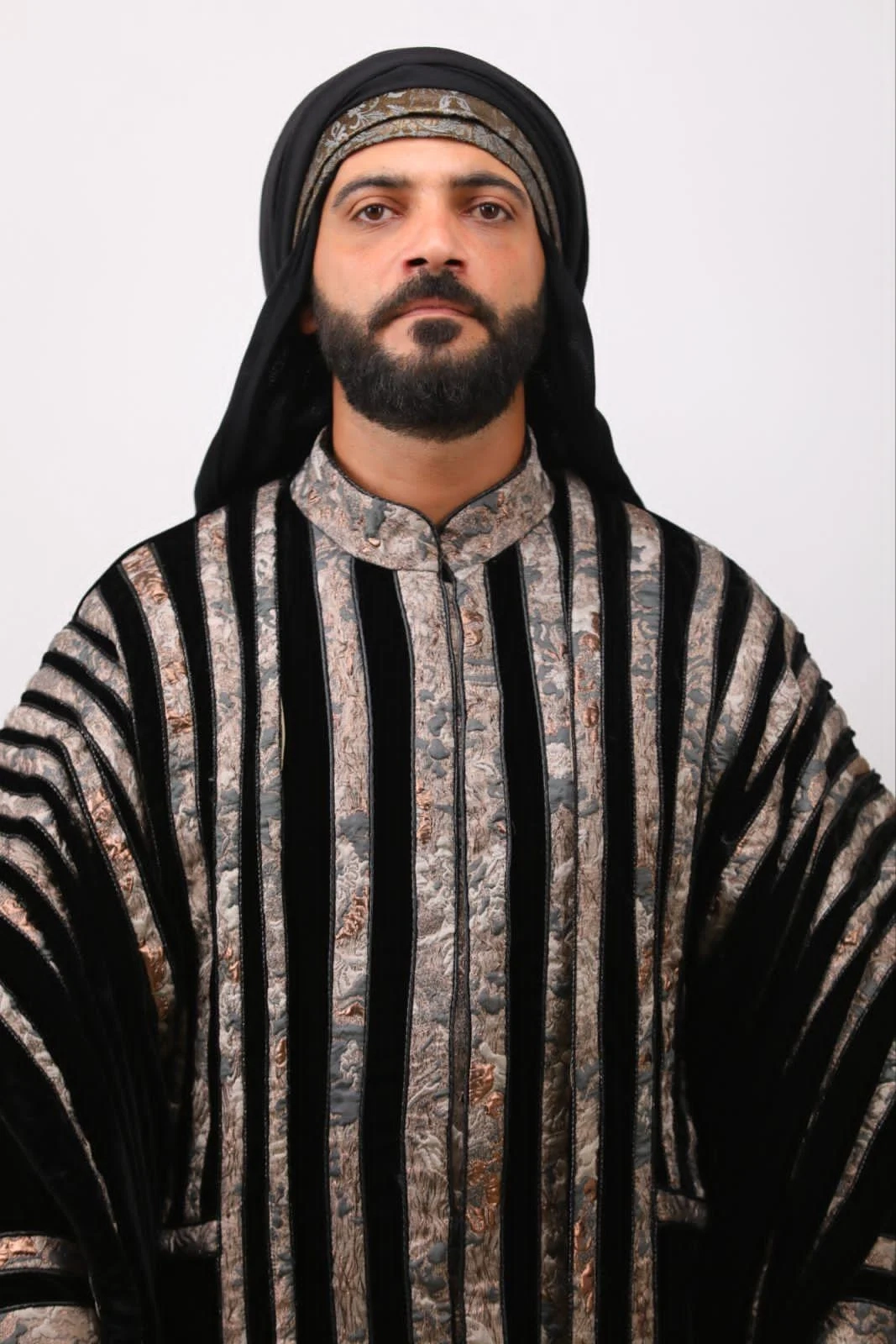 الفنان مجد مشرف يكشف عن تفاصيل مشاركته في مسلسل 'معاوية' وتجسيده لشخصية يزيد بن معاوية