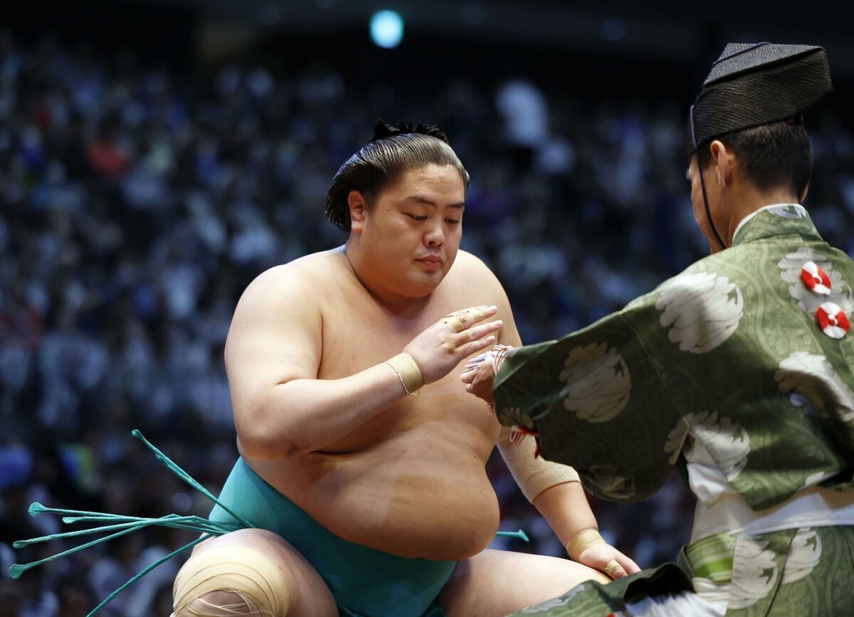 Sumo: Surprise leader Ichiyamamoto 1st to record 8 wins at IG Arena