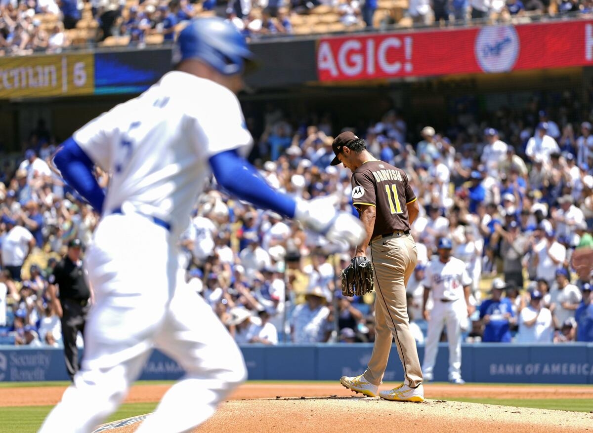 Baseball: Darvish roughed up as Dodgers sweep series against Padres