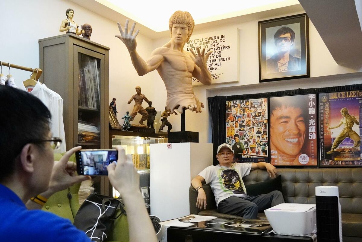 H.K.'s tribute museum to Bruce Lee closes amid financial strain