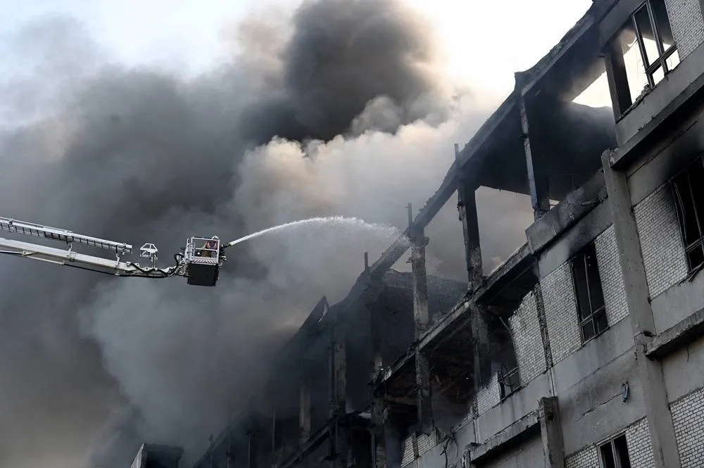 Russian Attack on Ukraine's Kharkiv Kills Three, Wounds 22, Mayor Says
