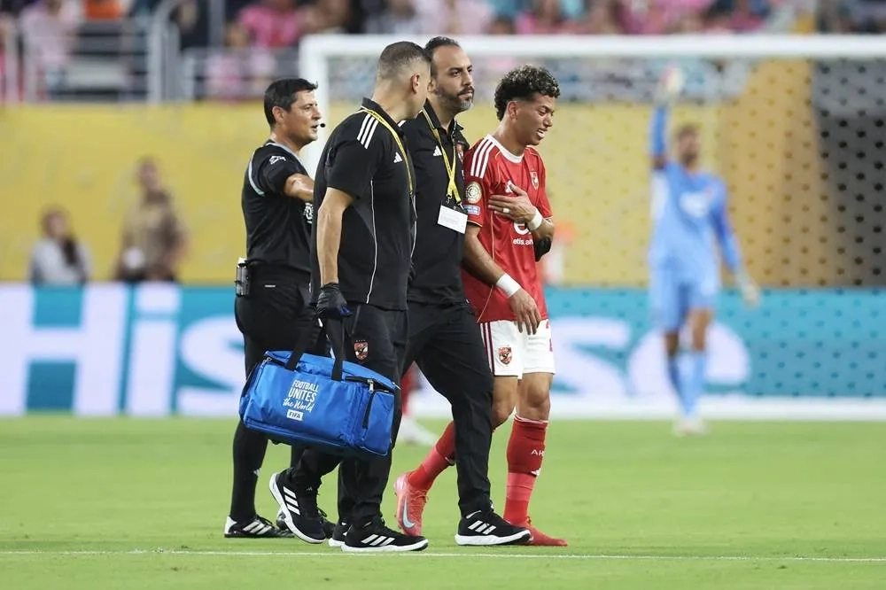 Al Ahly Midfielder Ashour to Miss Remainder of Club World Cup with Broken Collarbone
