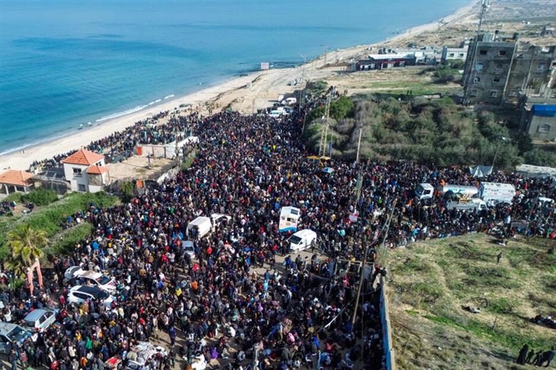 Palestinians return to north Gaza after breakthrough in captive diplomacy - War on Gaza