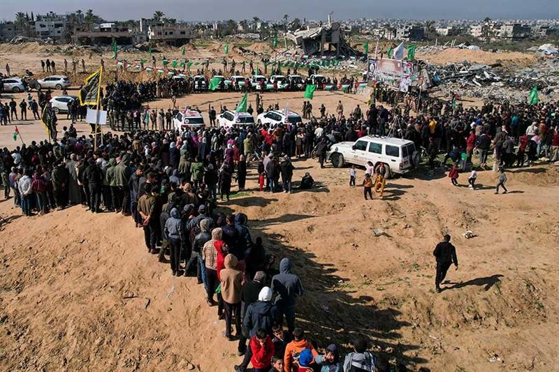 Former Israeli negotiator says Tel Aviv missed two chances for Gaza truce - War on Gaza