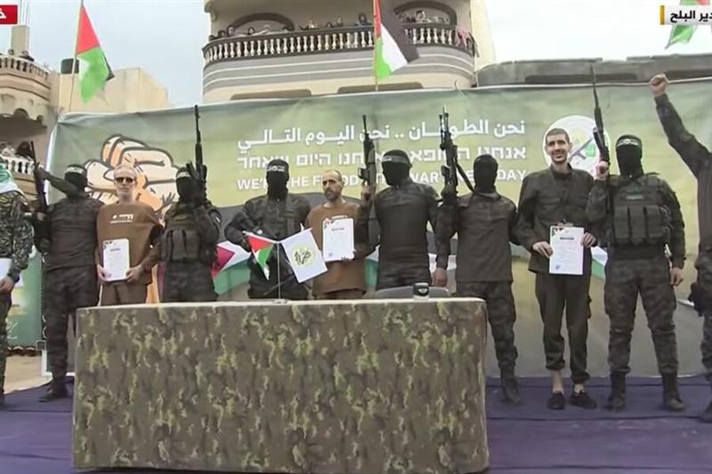 Hamas frees three Israeli captives as 5th prisoner exchange begins - War on Gaza