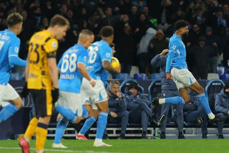 Billing saves Napoli in draw with Serie A title rivals Inter - World