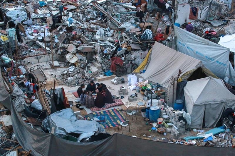 EU adopts Arab plan for Gaza reconstruction - War on Gaza