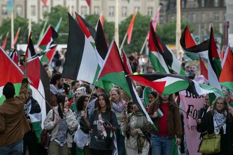 Silent demo held against Israel's place in Eurovision - Music - Arts & Culture