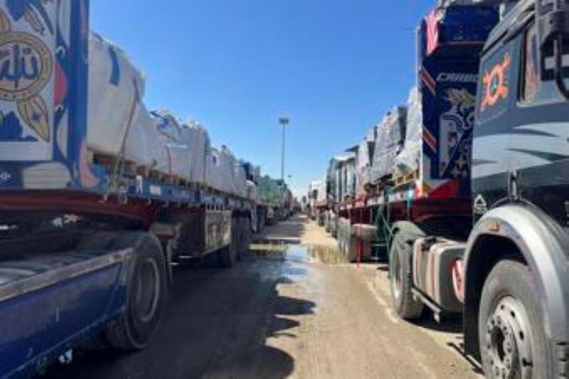 UN official says aid trucks to enter Gaza on Monday - War on Gaza