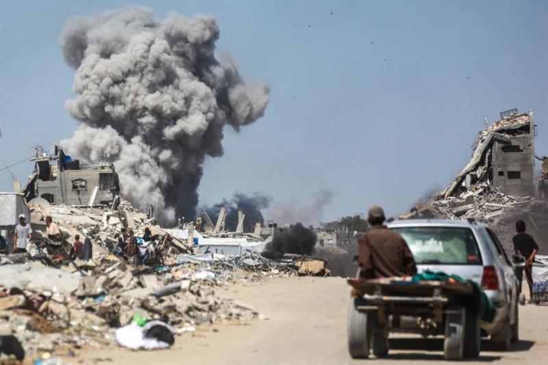 Israel's latest strikes in Gaza kill 38 people including children - War on Gaza