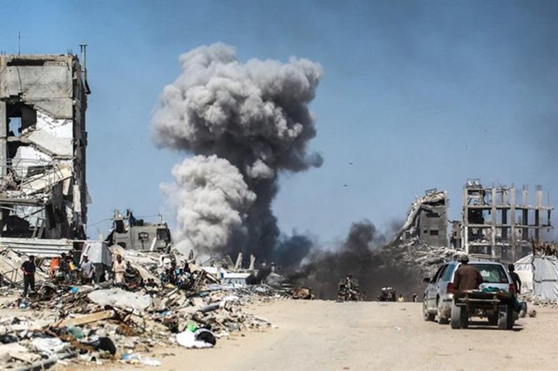 Israeli strikes kill 46 in Gaza, including 31 in a school-turned shelter - War on Gaza