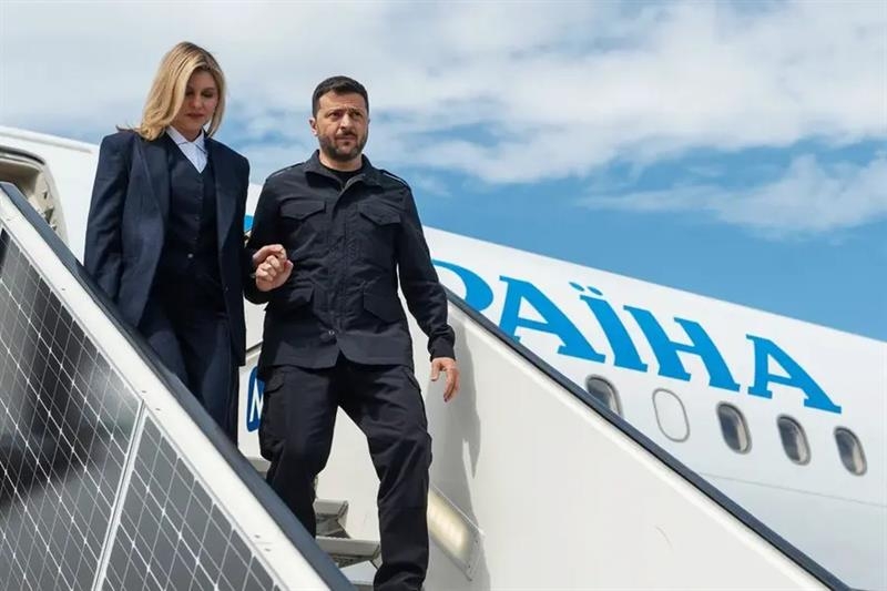 Zelensky visits staunch supporter Czech Republic - War in Ukraine