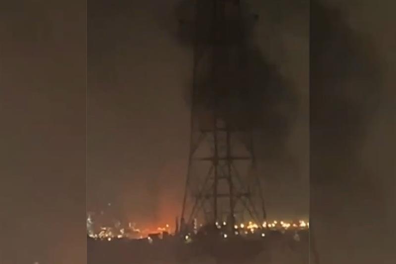 🔴 LIVE UPDATES: Iran launches tens of ballistic missiles at Haifa as Israeli air defences attempt to intercept - Region