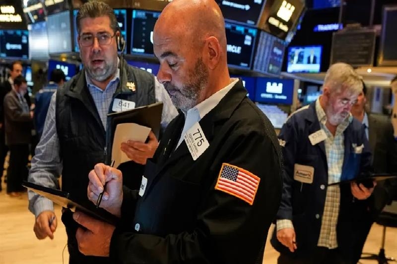 Oil prices rally, stocks mixed as traders track Israel-Iran crisis - Markets & Companies