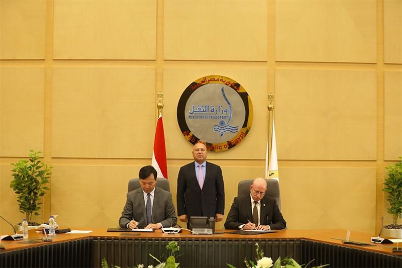 Egypt inks deal with Chinese shipbuilder to add two bulk carriers to national fleet - Economy