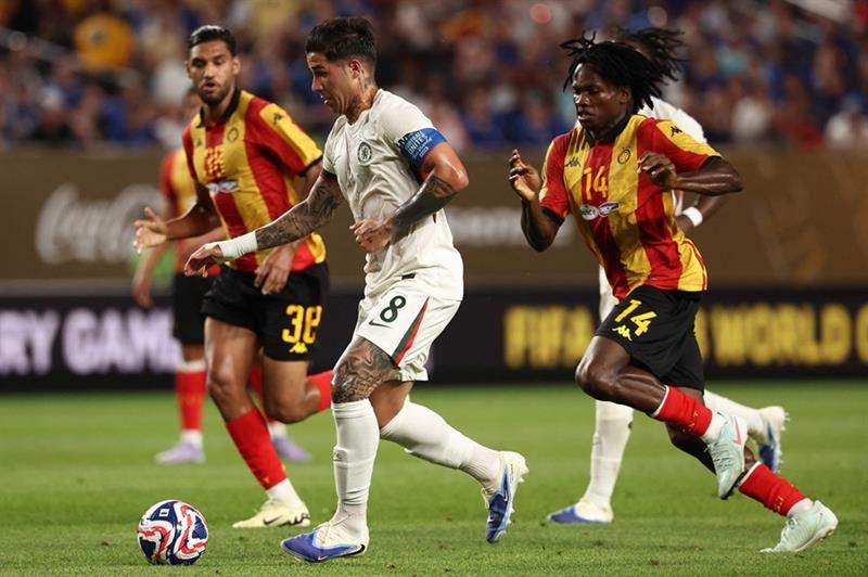 Chelsea's Fernandez flying ahead of Benfica reunion at Club World Cup