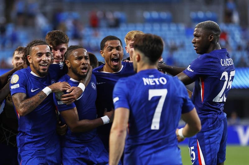 Nkunku fires Chelsea into Club World Cup quarters as Benfica downed