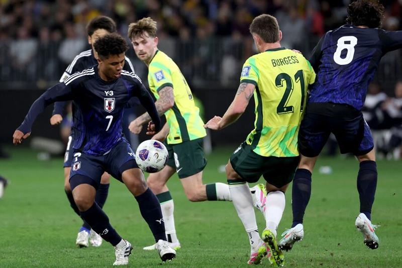 Australia on brink of World Cup after dramatic late winner - World