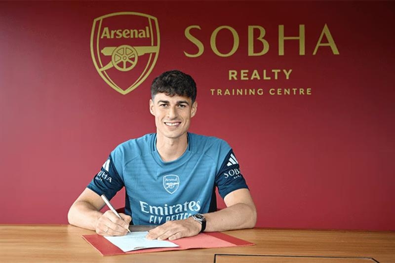 Arsenal sign goalkeeper Kepa from Chelsea - World