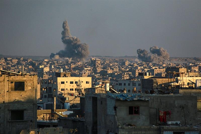 Deadlocked Gaza truce talks limp on but US hopes for deal - War on Gaza