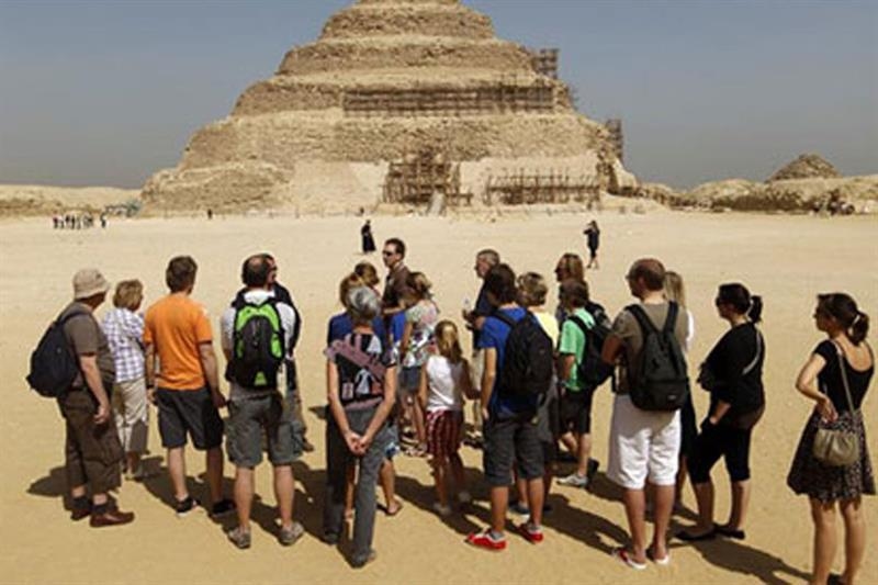 Egypt begins language exams for tour guides to expand linguistic accreditations - Tourism