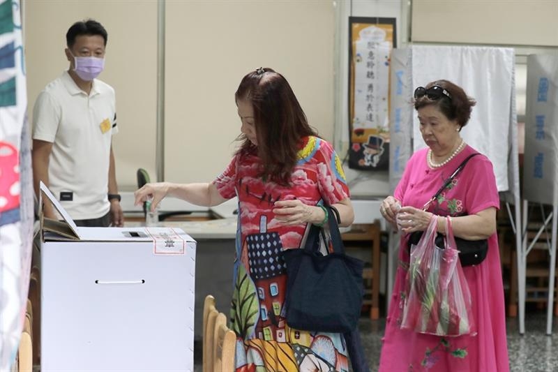 Taiwan votes to decide whether to oust lawmakers from China-friendly - International