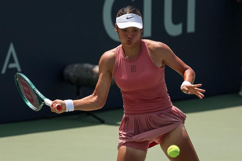 Tennis: Top seed Fritz falls as Raducanu and Fernandez win at DC Open - Omni sports