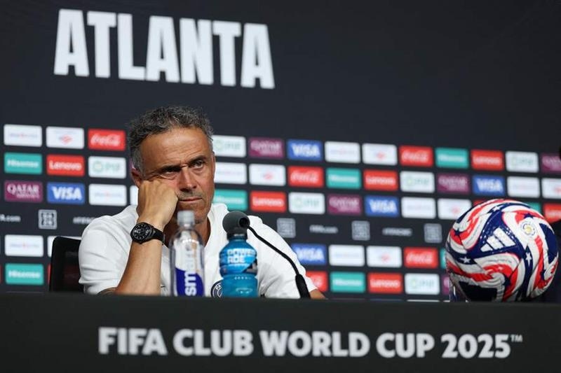 PSG 'dead' unless they keep improving: Luis Enrique