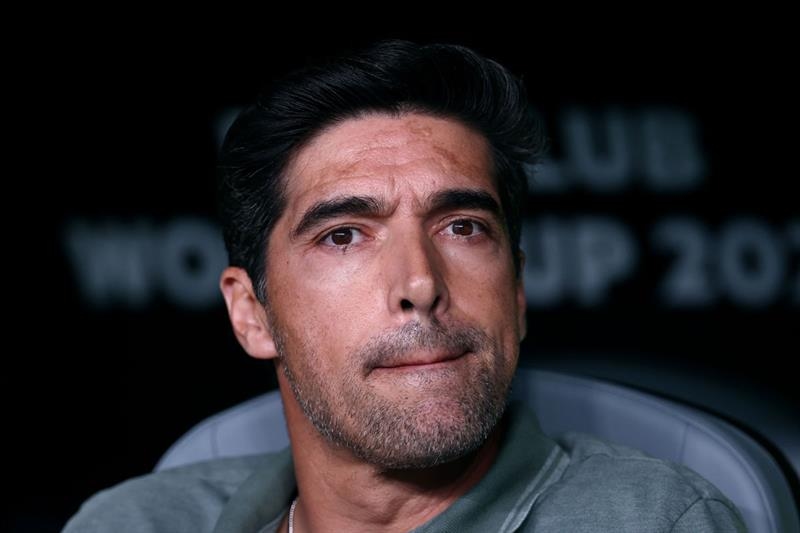 Brazil starlet Estevao 'ready' for Chelsea move: Palmeiras coach