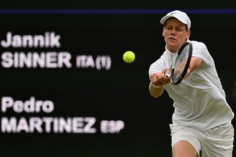 Tennis: Sinner demolishes Martinez to reach Wimbledon last-16 - Omni sports