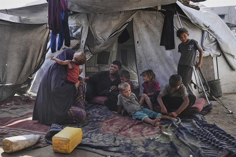 How one Gaza family dedicates each day to finding food to survive - War on Gaza