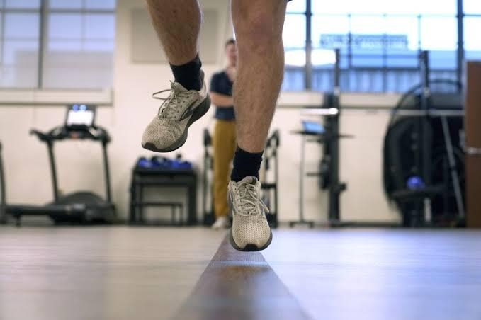 To stay sharper while aging, get active, challenge your brain, and eat healthy - Health - Life & Style
