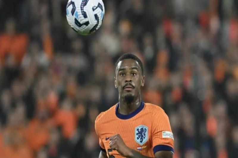 Chelsea sign Dutch defender Hato from Ajax - World