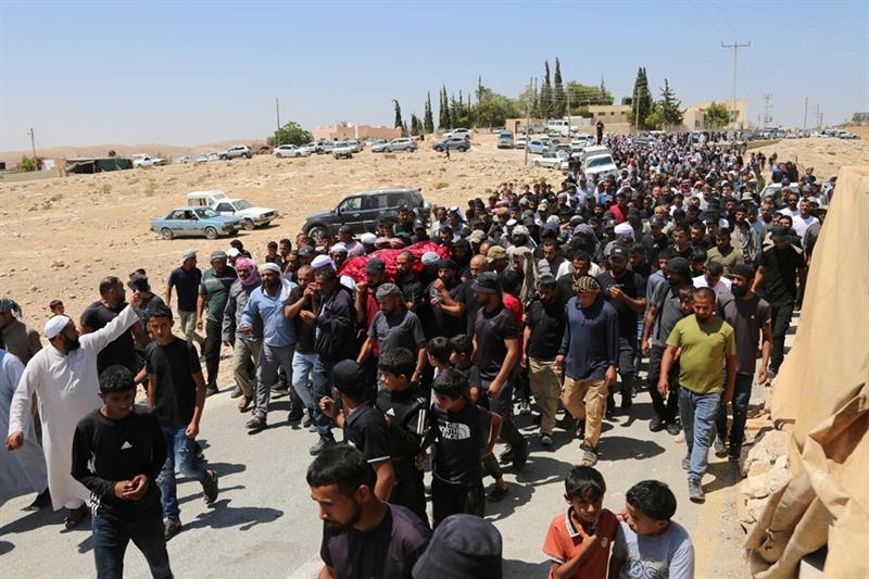 Palestinians bury activist shot dead by West Bank settler - War on Gaza