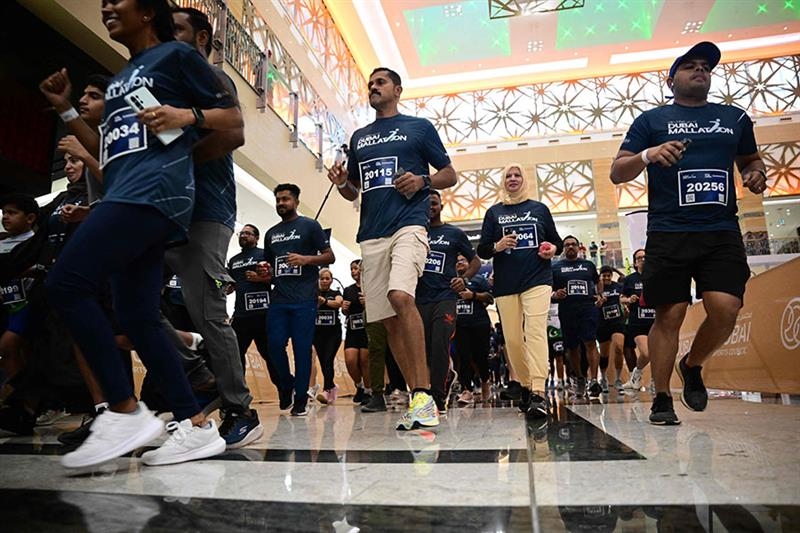 Dubai runners turn to indoor marathon as temperatures touch 50 Celsius - Style - Life & Style