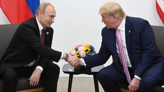 Putin, Trump Hold 'Productive' Phone Conversation