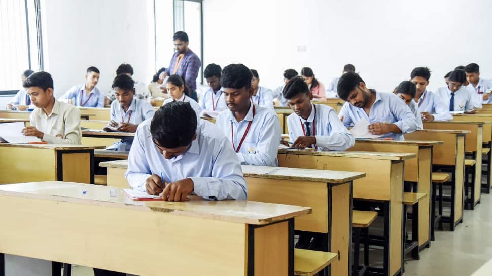 WB Madhyamik Result 2025: West Bengal Class 10th Result DECLARED At wbresults.nic.in- Check Direct Link, Pass Percentage Here
