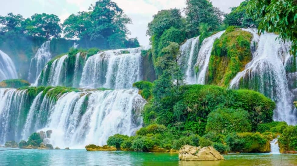 7 Amazing Waterfalls In India To Visit In Summers