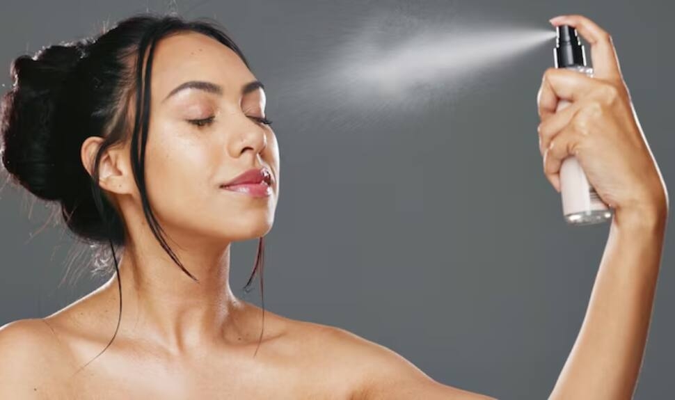 Hydrate & Hold: Makeup Fixers Under ₹499 You'll Love