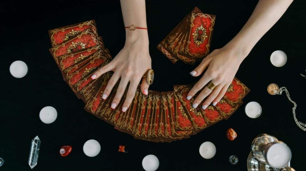 Weekly Tarot Reading For May 26- June 1: Check Your Lucky Colour, Lucky Number, And Tip For COMING Week