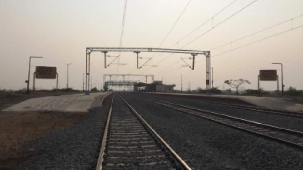Cabinet Greenlights 2 Multitracking Railways Projects Worth Rs 3,399 Crore In Maharashtra, MP