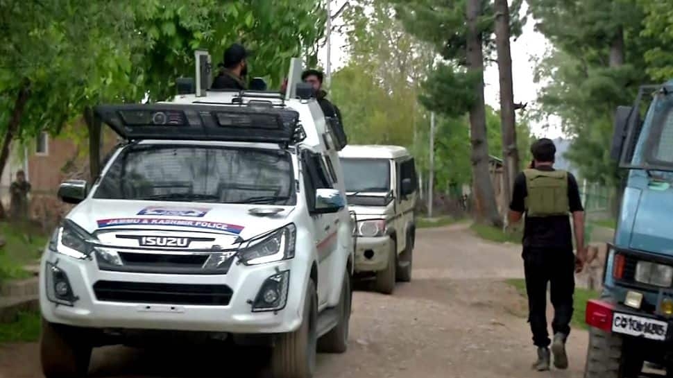Two Hybrid Terrorists Apprehended In Shopian; Weapons And Cash Recovered