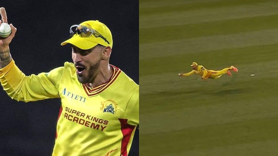 Faf du Plessis Takes Unreal One-Handed Catch In MLC 2025 As Texas Super Kings Stun MI New York, Video Goes Viral